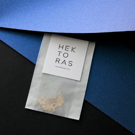 Diseño de packaging joyas. Diseño identidad visual corporativa Dirección de arte Dirección y diseño de fotografía