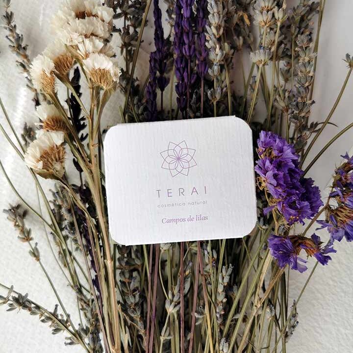 Diseño de identidad de packaging para cosmética
