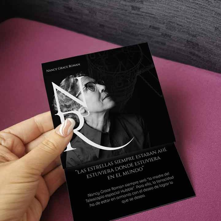Programa de mano Diseño de identidad visual para obra de teatro Nancy Grace Roman